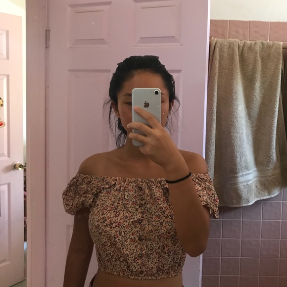 Xhilaration Tops - NWOT pink floral off the shoulder top *final price